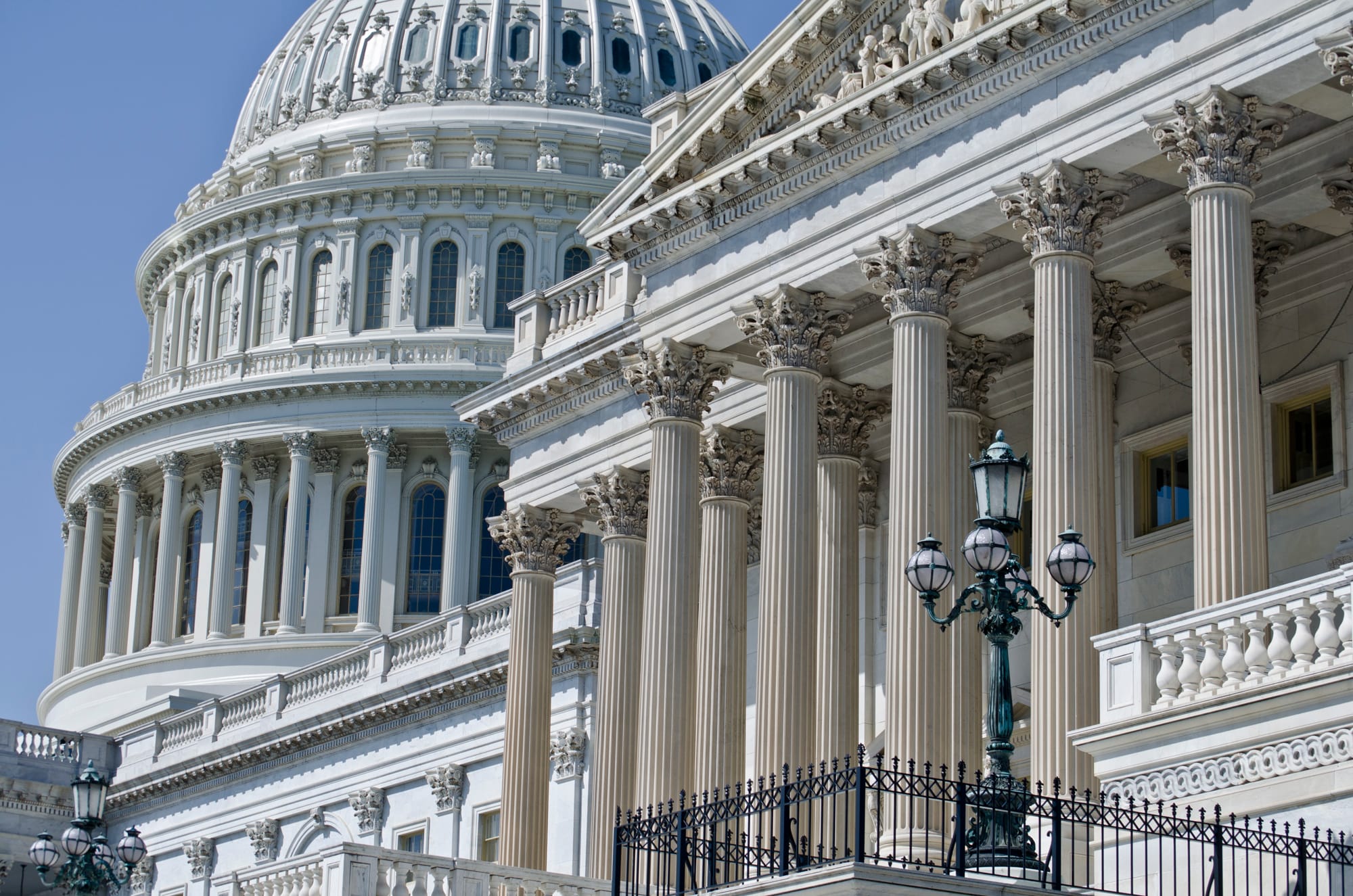 Senate portico with Capital Dome, April 2013 | Tim Evanson, Flickr